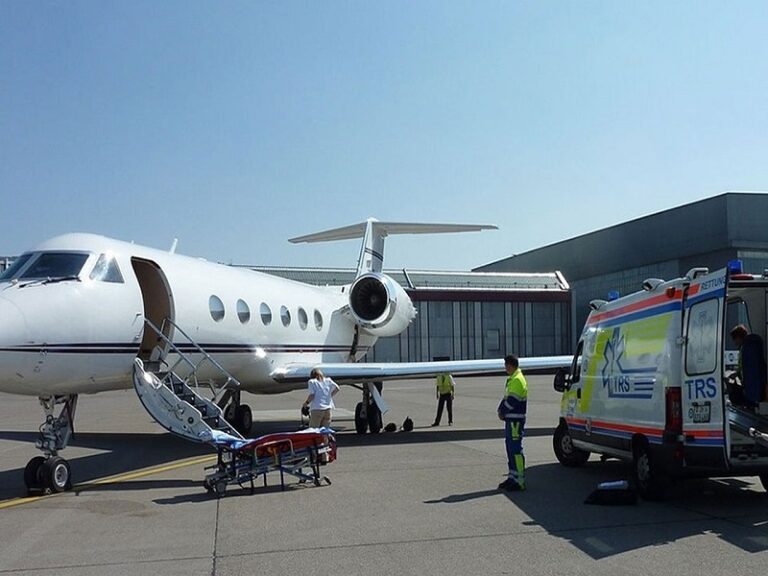 AirZigzag Ambulance flight services